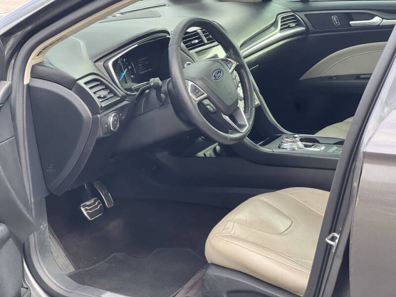 ford fusion energi 2017 3FA6P0SU2HR151994 image ford fusion energi 2017 3FA6P0SU2HR151994 image